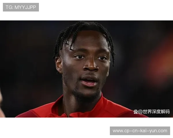 塔米·亚伯拉罕中路推射建功:那一脚点燃赛场的瞬间 塔米·亚伯拉罕中路推射建功:那一脚点燃赛场的瞬间