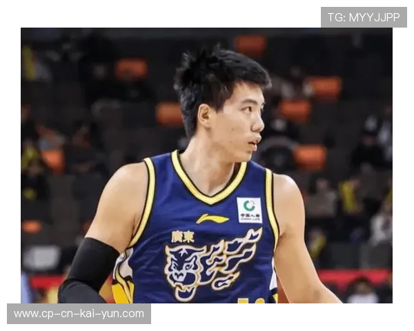 焦泊乔篮下暴走，杜润旺精准三分助广东险胜